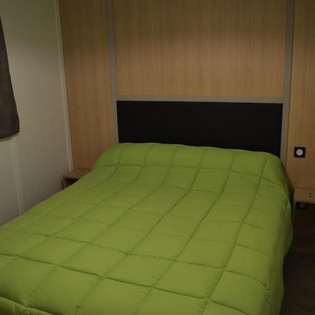 Caudebronde Chalets Au Bord De L'Eau מראה חיצוני תמונה
