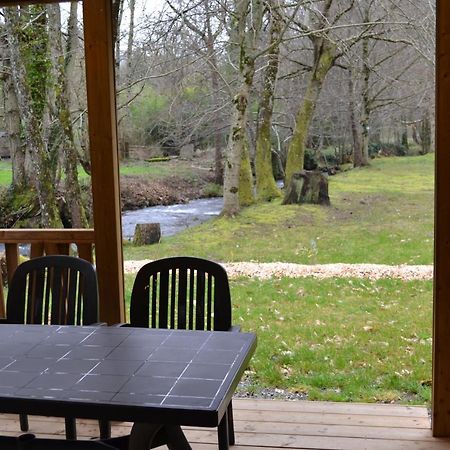 Caudebronde Chalets Au Bord De L'Eau מראה חיצוני תמונה