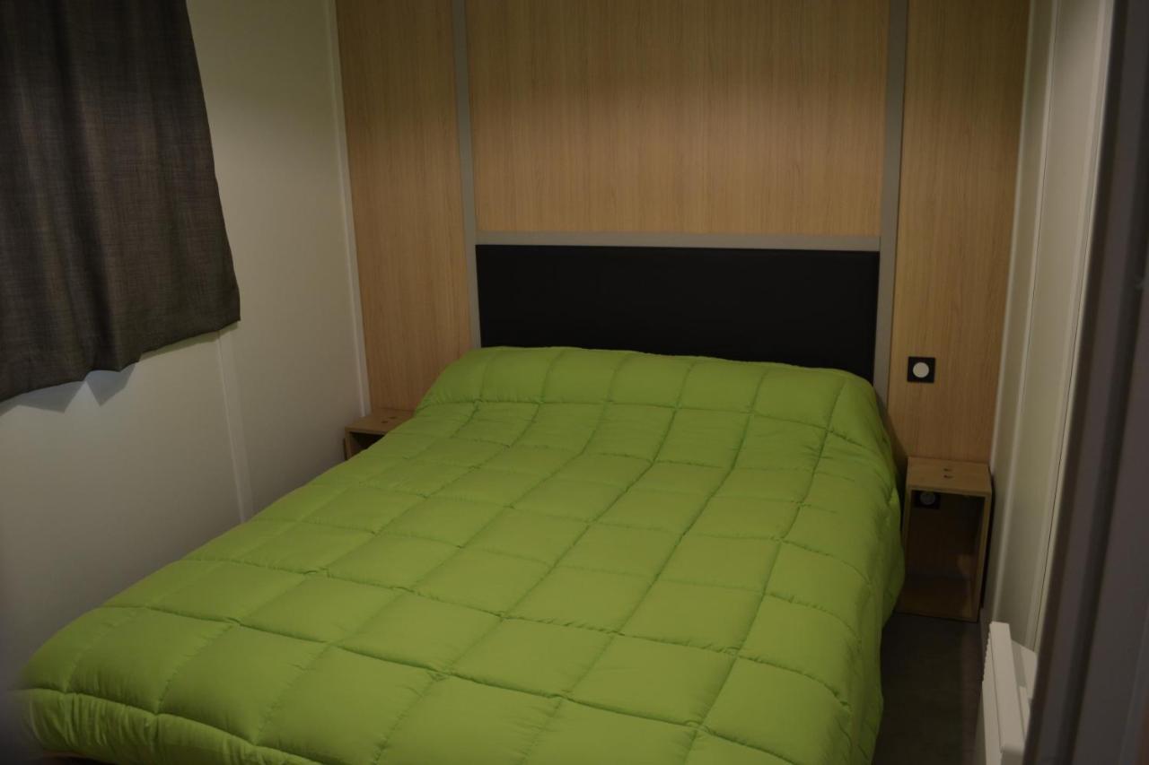 Caudebronde Chalets Au Bord De L'Eau מראה חיצוני תמונה